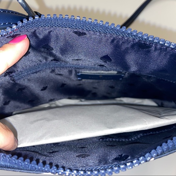 Kate Spade | Flat Crossbody in Jae Garden Vine - Picture 5 of 8